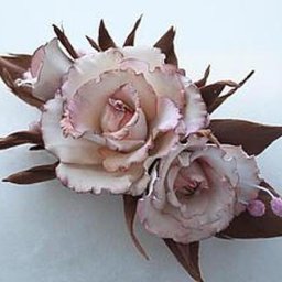 Как обработать огнем лепестки из фоамирана: часть 2