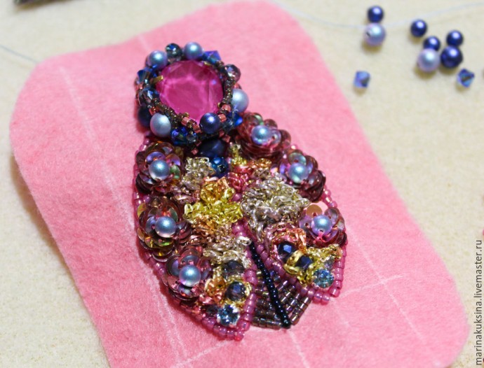 Создаем брошь жучка "Цветочник": часть 5
