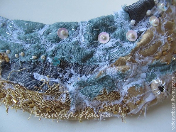 Делаем текстильное колье в технике крейзи: часть 3