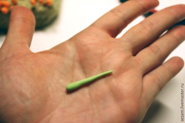 ​Лепим ветку облепихи: часть 2