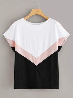 ​Футболки из разных тканей: тренд или антитренд