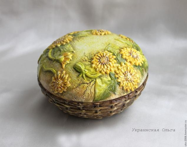 Одуванчики в объемной технике на шкатулке: часть 3