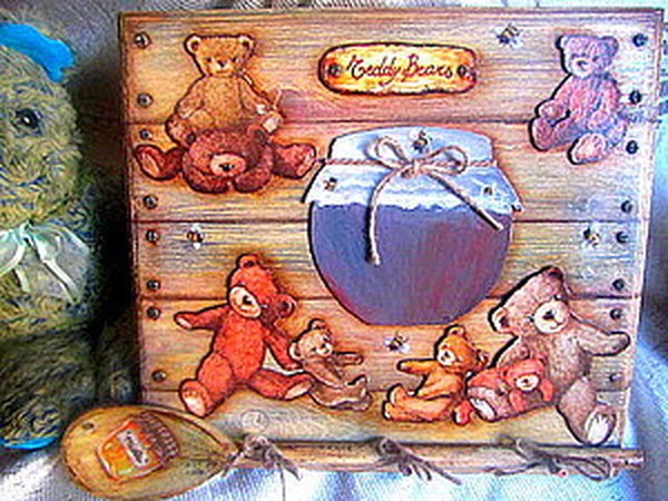 Объемный декупаж без специальных материалов: создаем панно "Ложка меда": часть 3