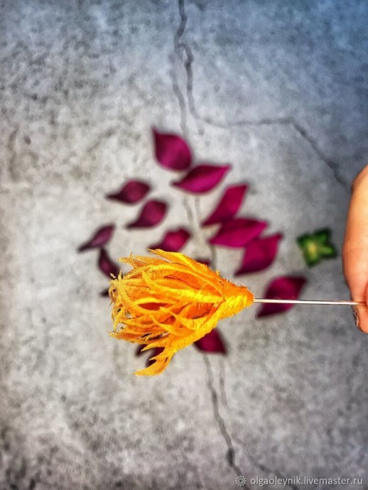 ​Как сделать брошку-пин "Лотос": часть 2