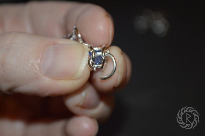 Кольчужный цветок с бусинами: мастер-класс