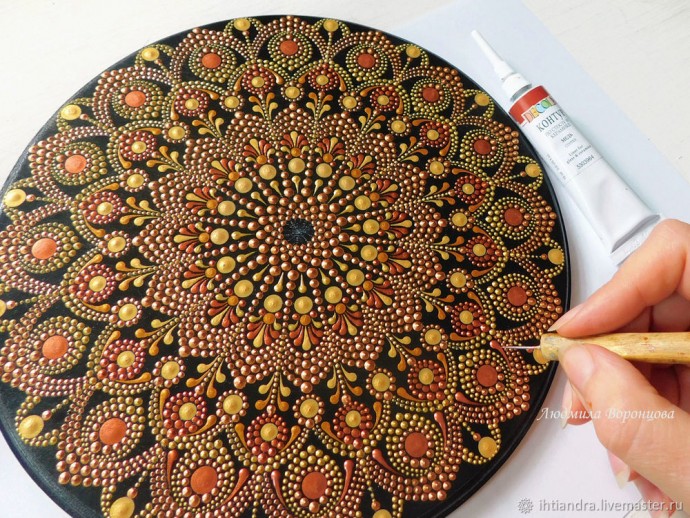 Роспись красочного панно в технике Dot-art без использования дотсов: часть 3