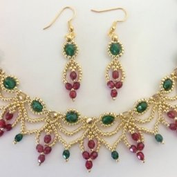 Рождественский комплект из бисера и бусин