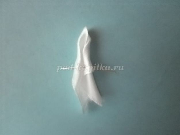 Заколка "Астра" из атласных лент: мастер-класс, часть 1