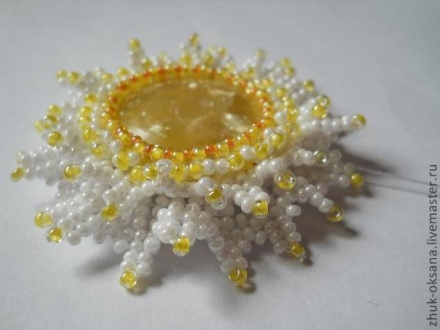 Создаем кулон из бисера "Прекрасная ромашка": часть 7