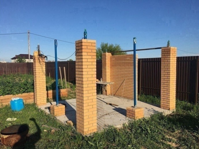 Беседка из кирпича Беседка из кирпича