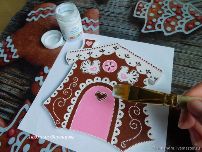 Создаём ключницу "Пряничный домик": часть 2