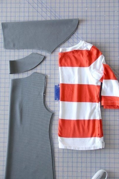 Простое платье из трикотажа Простое платье из трикотажа