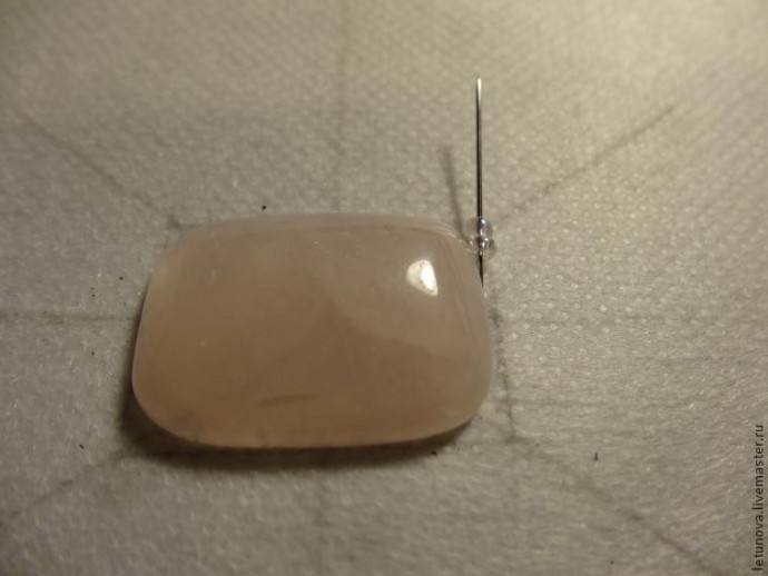 ​Брошь из бисера и лент: часть 1