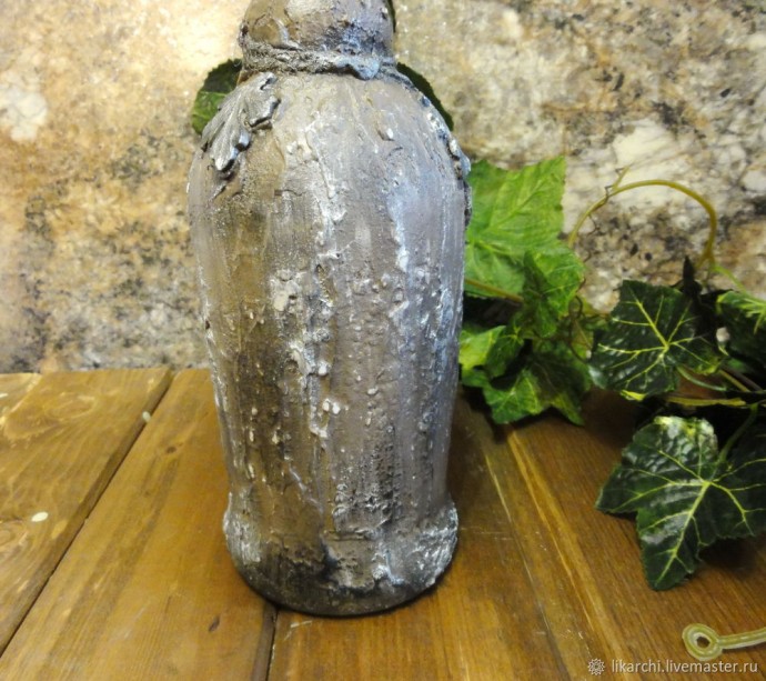 Декорируем стеклянную бутылку: часть 2