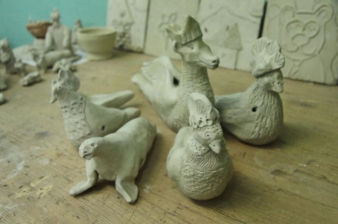 ​Лепка из глины, высушенной на воздухе