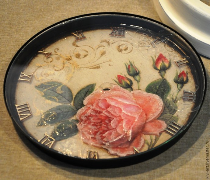 Декорирование часов с необычным стерео-эффектом: часть 6