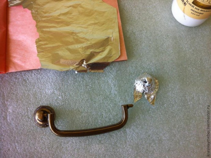 Делаем сами подходящую фурнитуру для мебели Делаем сами подходящую фурнитуру для мебели