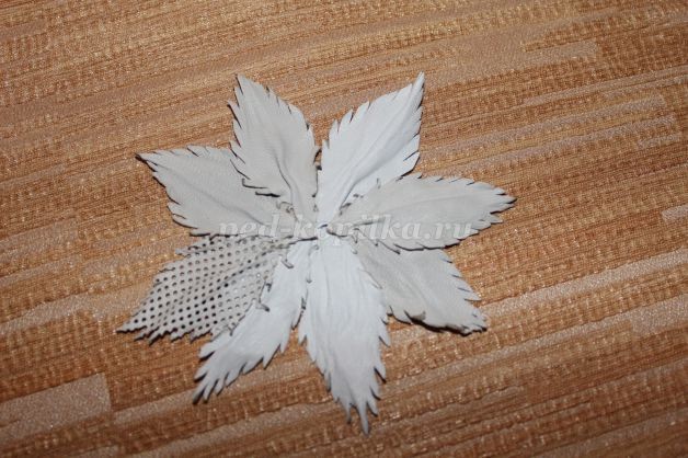 Брошь из обрезков натуральной кожи: мастер-класс, часть 4