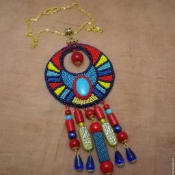 Создаем кулон "Скарабей" в технике бисерной вышивки