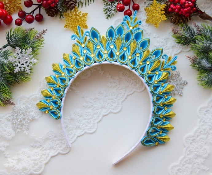 Новогодние ободки в стиле канзаши и не только Новогодние ободки в стиле канзаши и не только