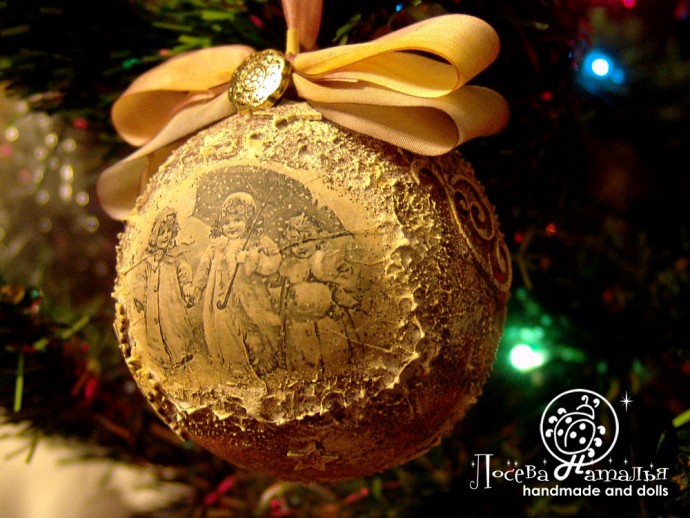 Декорирование винтажного ёлочного шара "Зимняя сказка" в смешанной технике: часть 5