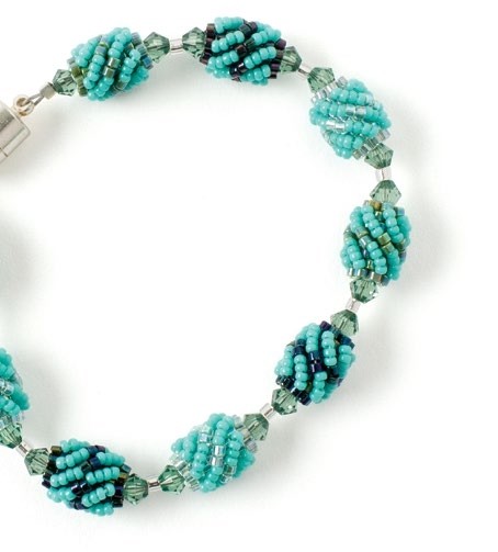 ​Ожерелье из чайной ягоды