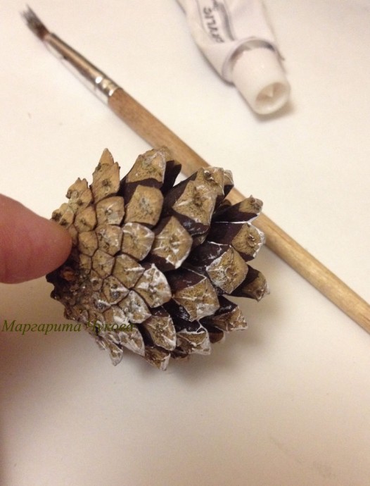 Декоративный праздничный венок своими руками: часть 1