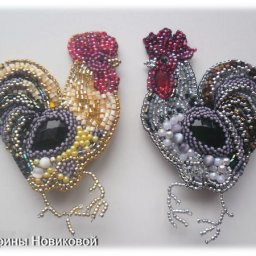 Вышиваем бисером петушка: часть 2