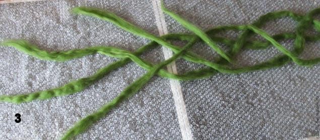 ​Валяное колье или шарф с цветами: часть 1