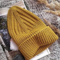 ​Двухсторонняя шапка спицами