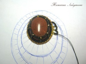 ​Мастер-класс по созданию кулона с бисерным кружевом сарагуро: часть 1