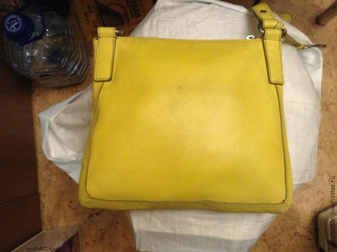 ​Роспись акриловыми красками по коже "Ананас"