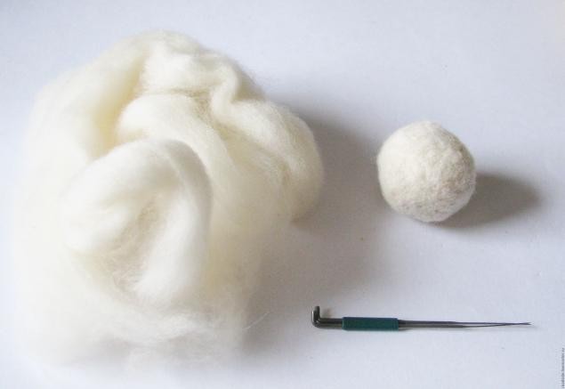 ​Игольница из грецкого ореха