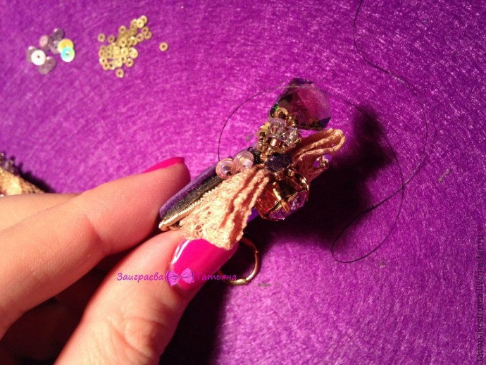 Создаём романтичные серёжки: часть 5