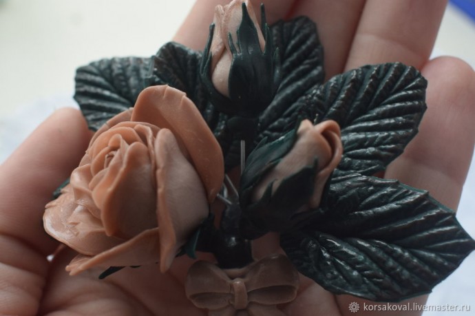 Создаем брошь "Букет двухцветных роз": часть 5