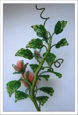 Создаем куст роз из бисера: часть 5