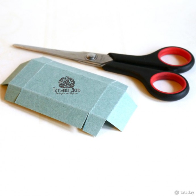 Делаем подарочную коробочку своими руками: часть 1