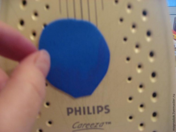 Делаем фантазийный цветок из фоамирана: часть 1