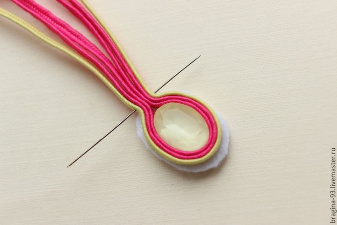 ​Создание сутажных сережек "Экзотический цветок" с кристаллами Swarovski: часть 1