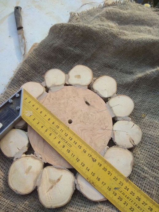 ​Делаем оригинальные деревянные часы из спилов: часть 3