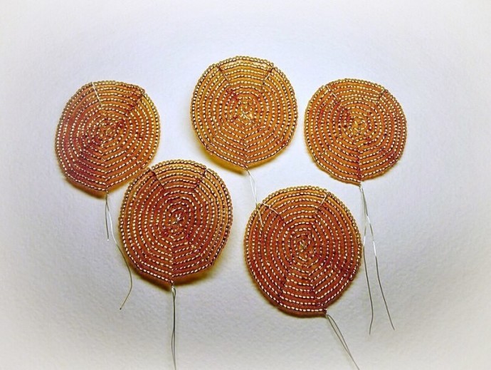 Роза из бисера: мастер-класс​