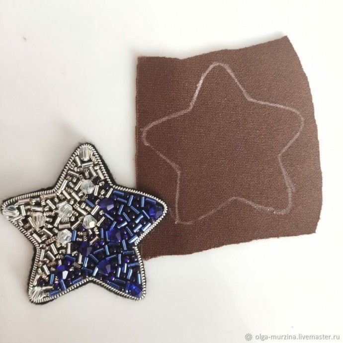 ​Делаем брошь из бисера звезду: часть 3