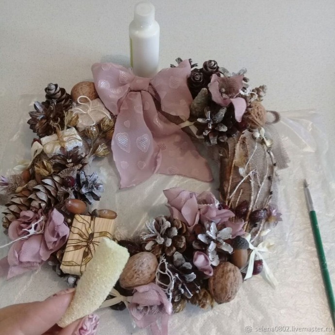 Создаём рождественский венок: часть 2