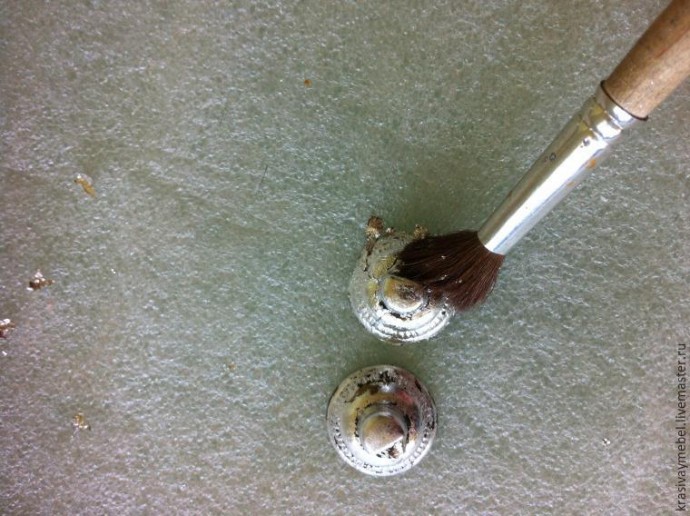 Делаем сами подходящую фурнитуру для мебели Делаем сами подходящую фурнитуру для мебели