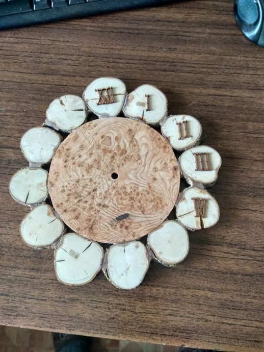 ​Делаем оригинальные деревянные часы из спилов: часть 6