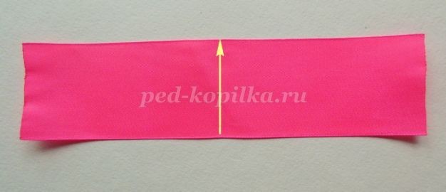 Бантики из атласной ленты: часть 1