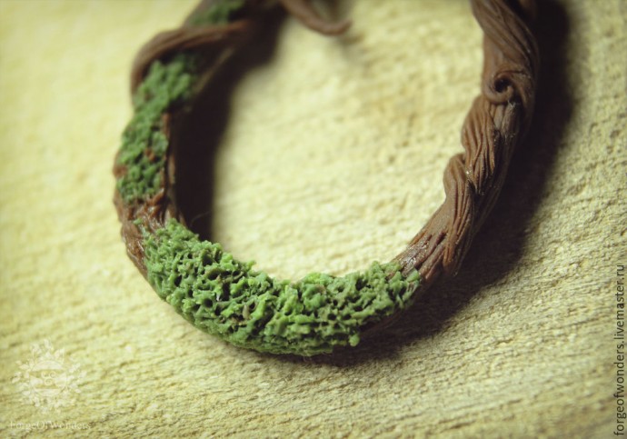 Кулон в эко-стиле с лесными грибочками из полимерной глины Кулон в эко-стиле с лесными грибочками из полимерной глины