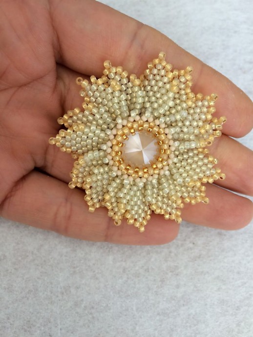 Создаём брошь-подвеску "Солнечный цветочек": часть 3 Создаём брошь-подвеску "Солнечный цветочек": часть 3