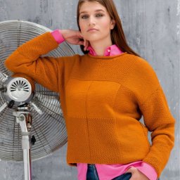 ​Яркий джемпер