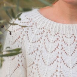 Круглая кокетка спицами